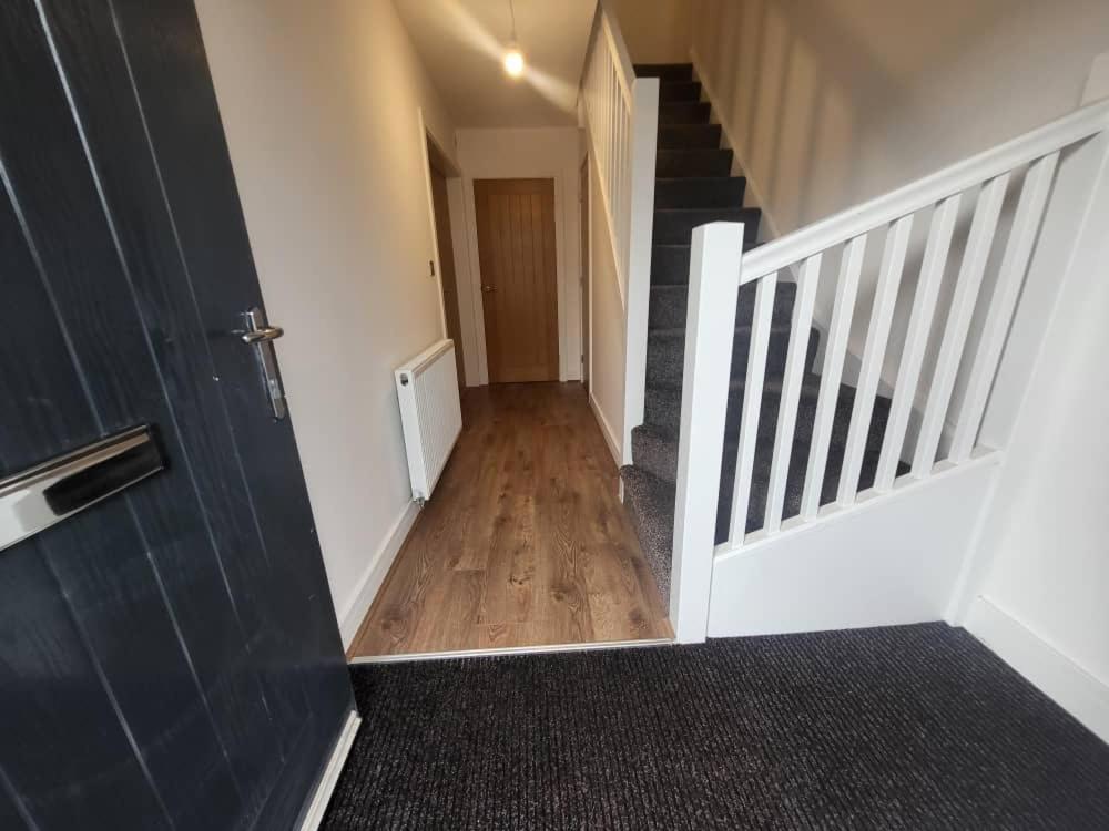 44 Beyers Close Манчестер Экстерьер фото
